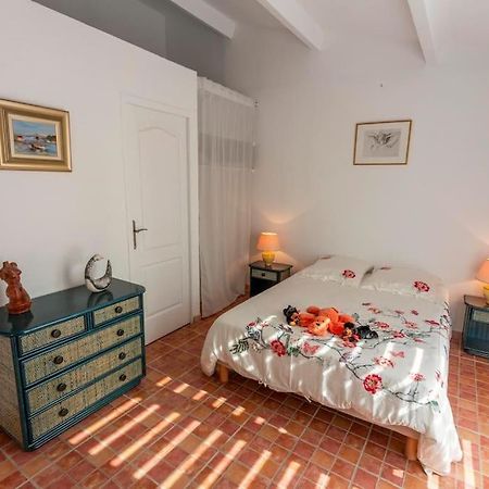 Joli Studio 36M2 Tout Confort Chateauneuf-de-Gadagne Exterior photo